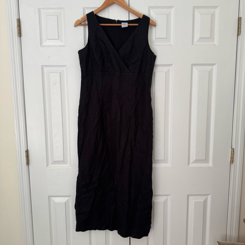 Old Navy Black V-Neck Sheath Maxi Dress